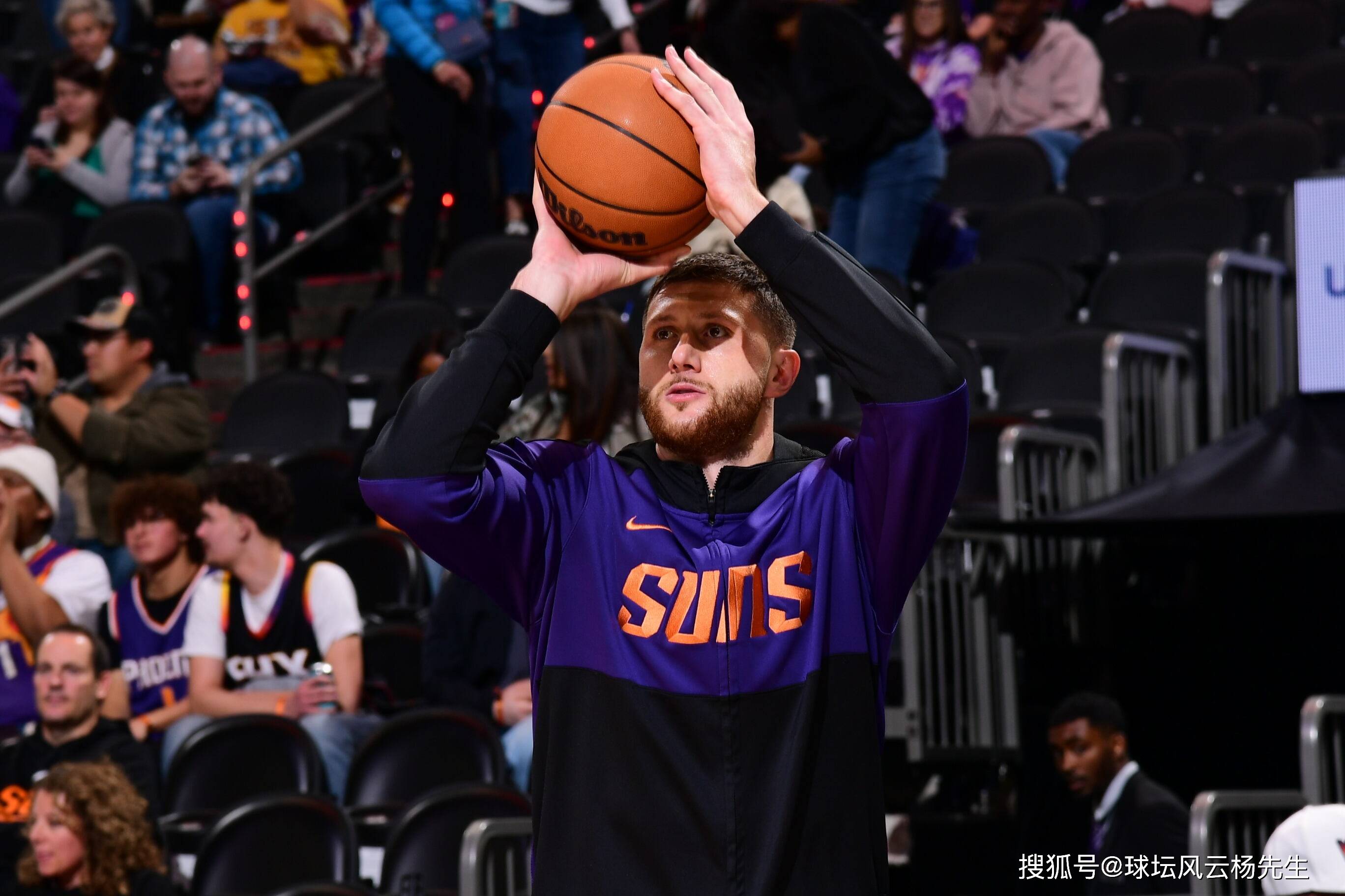 华体会体育-菲尼克斯太阳发布备战花絮，最后时刻内部沟通，世预赛任务艰巨，赛程密集仍需轮换的简单介绍